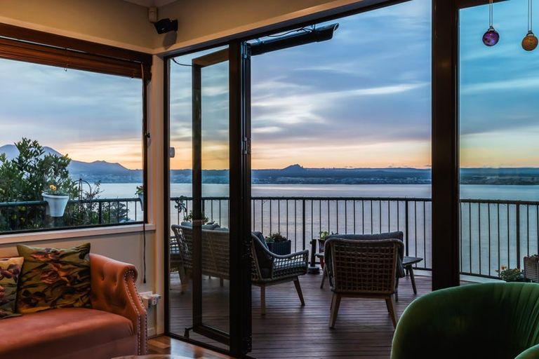 Photo of property in 2/71 Wakeman Road, Acacia Bay, Taupo, 3330