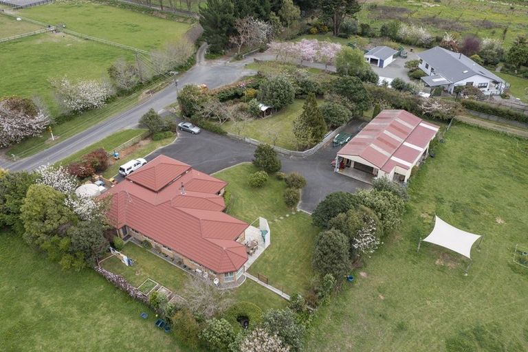 Photo of property in 34 Sutton Road, Te Horo, Otaki, 5582