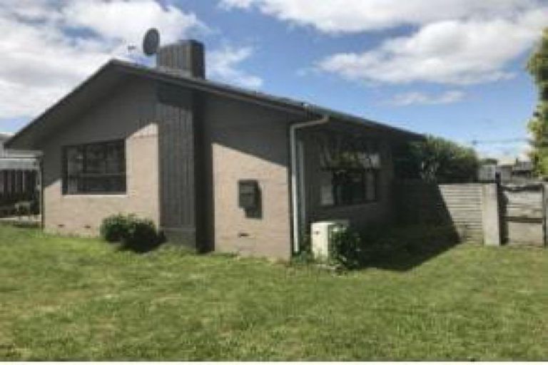 Photo of property in 53 Roger Street, Pukehangi, Rotorua, 3015