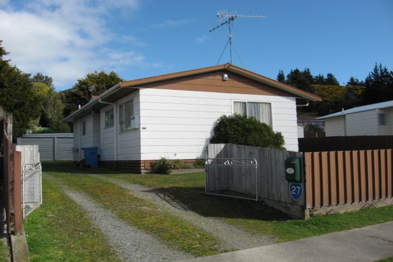 Photo of property in 27 Stockdale Street, Wainuiomata, Lower Hutt, 5014