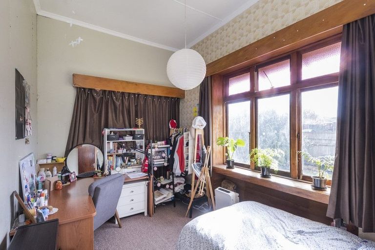 Photo of property in 10 Stewart Crescent, Hokowhitu, Palmerston North, 4410