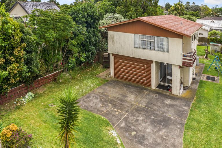 Photo of property in 20 Estuary Road, Weymouth, Auckland, 2103