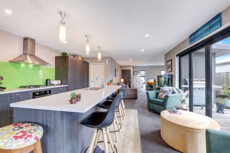 Photo of property in 16 Storer Street, Kaiapoi, 7630