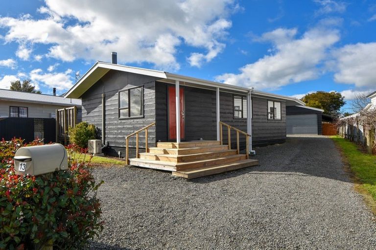 Photo of property in 13 Lincoln Road, Carterton, 5713