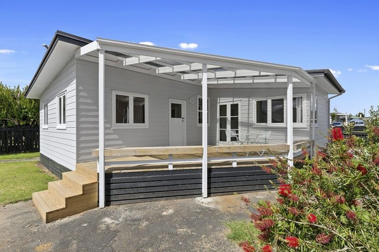 Photo of property in 8b Church Street, Tuakau, 2121