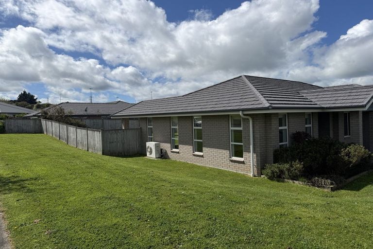 Photo of property in 2 Balmore Crescent, Pokeno, 2402