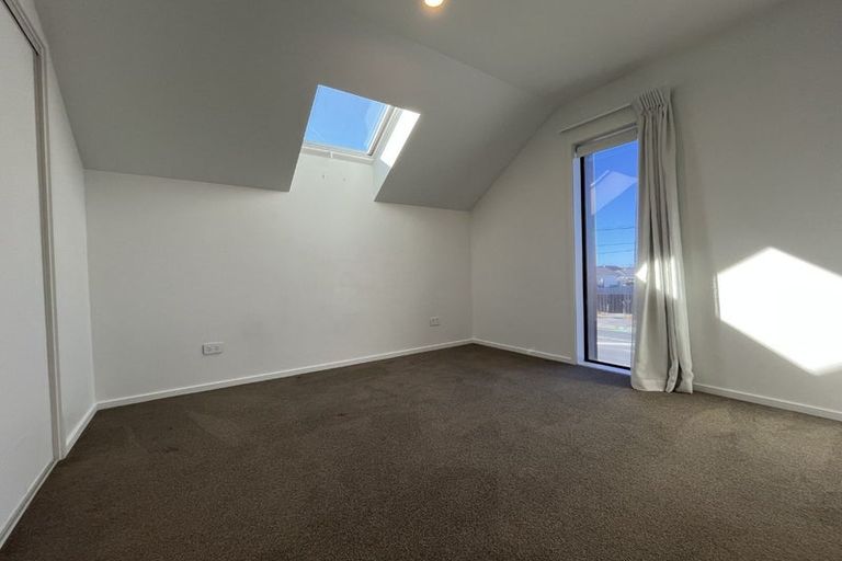 Photo of property in 1/23 Hills Road, Edgeware, Christchurch, 8013