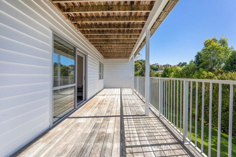 Photo of property in 80 Onetaunga Road, Chatswood, Auckland, 0626