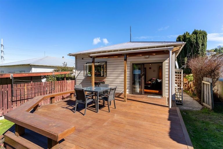 Photo of property in 129 Glen Road, The Glen, Dunedin, 9011