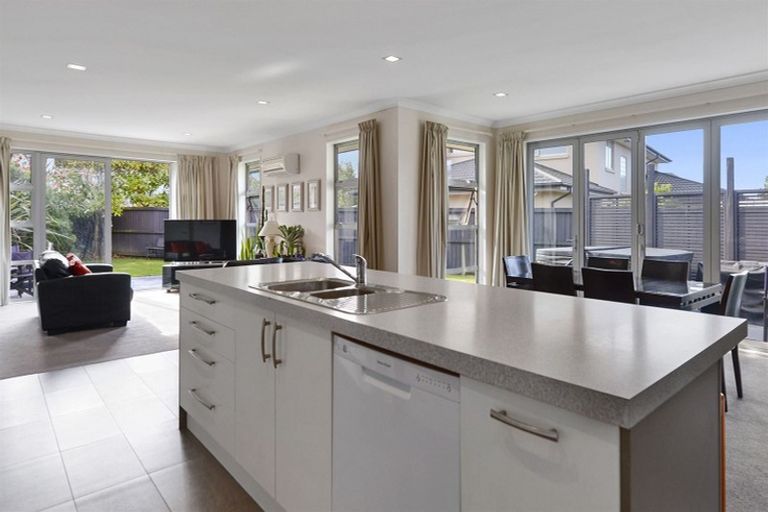 Photo of property in 61 Applefield Court, Northwood, Christchurch, 8051