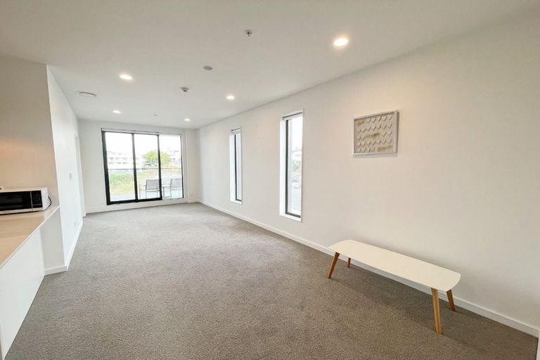 Photo of property in 313/19 Rawene Road, Birkenhead, Auckland, 0626