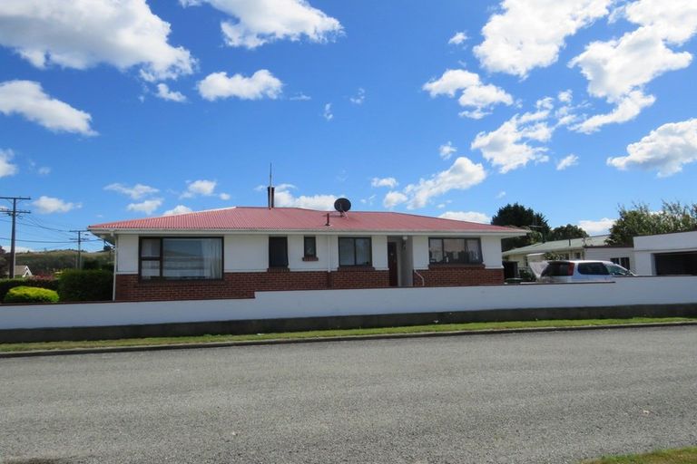 Photo of property in 18 College Street, Oamaru North, Oamaru, 9400