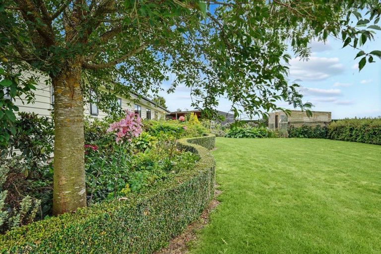 Photo of property in 399 Barkers Road, Loburn, Rangiora, 7472