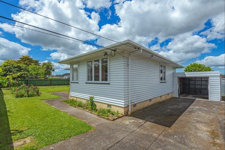 Photo of property in 646 Featherston Street, Roslyn, Palmerston North, 4414