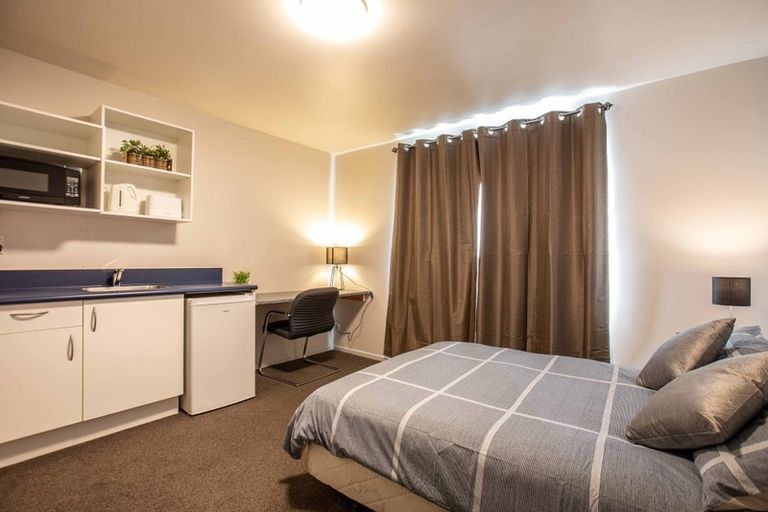Photo of property in 1/363 Willis Street, Mount Cook, Wellington, 6011