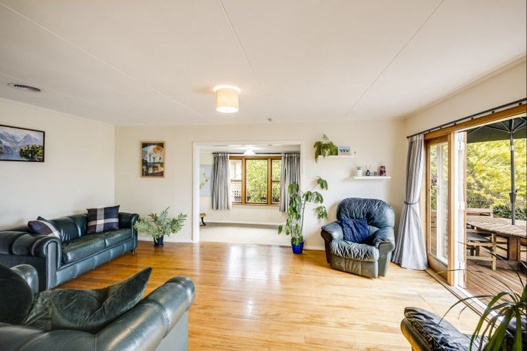 Photo of property in 89 Middle Road, Havelock North, 4130