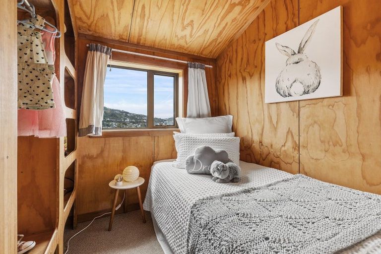 Photo of property in 131a Cockayne Road, Khandallah, Wellington, 6035