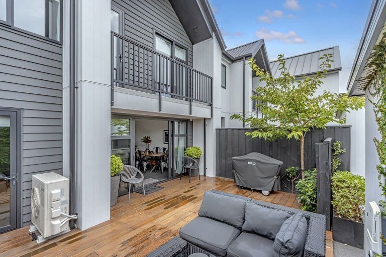 Photo of property in 15 Holmes Hanover Lane, Halswell, Christchurch, 8025