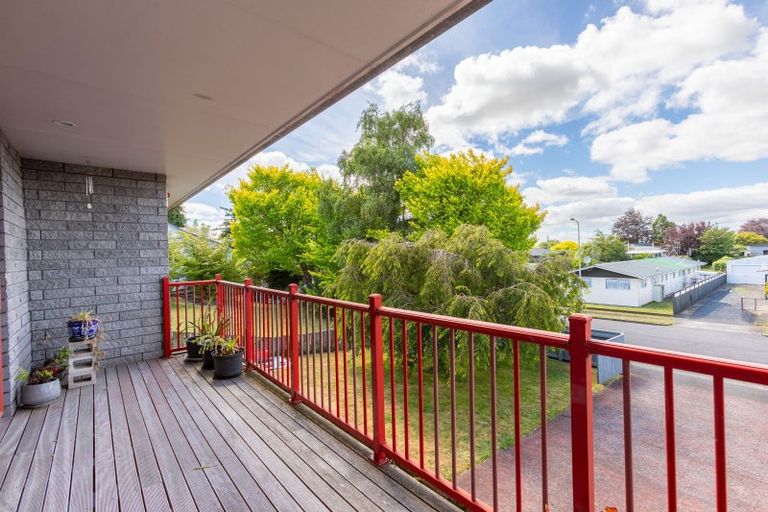 Photo of property in 6 Beedie Street, Dannevirke, 4930