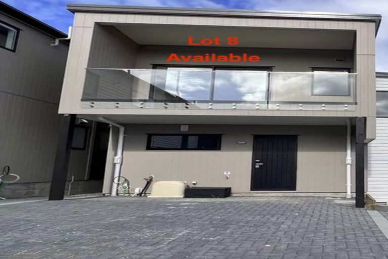 Photo of property in 35d Cedar Heights Avenue, Massey, Auckland, 0614