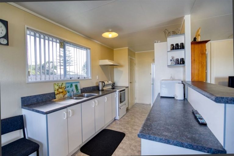 Photo of property in 2 Ngaparaoa Drive, Maketu, Te Puke, 3189