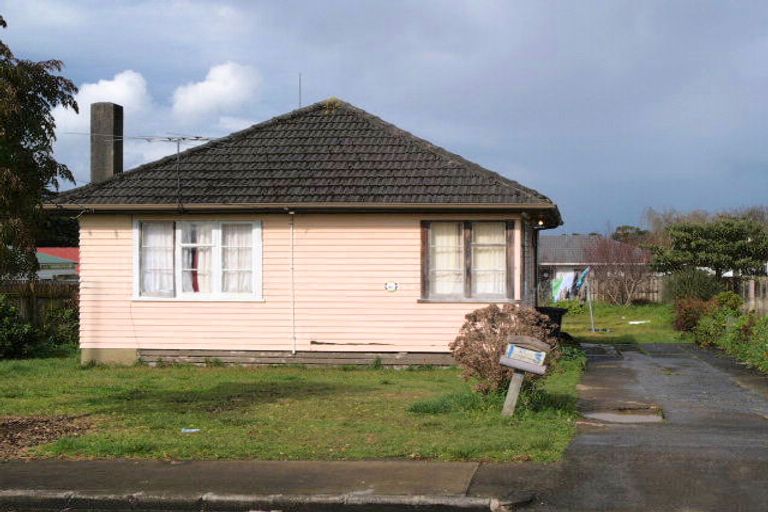 Photo of property in 13 Hilda Road, Favona, Auckland, 2024