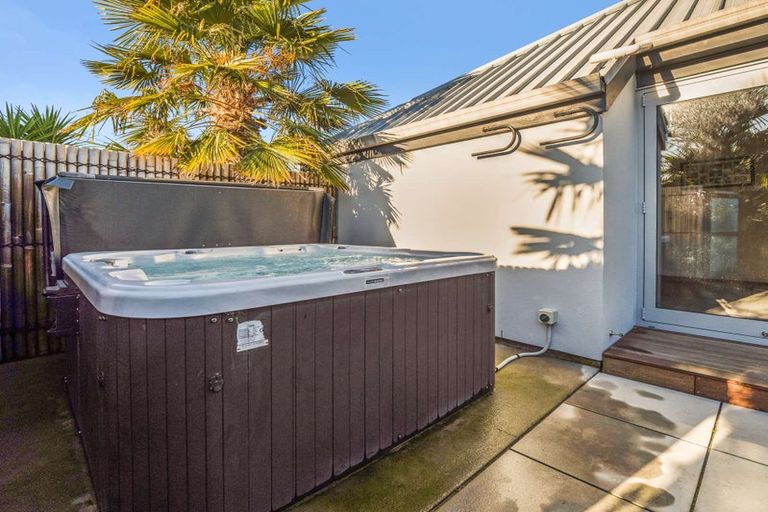 Photo of property in 187 Halswell Junction Road, Halswell, Christchurch, 8025