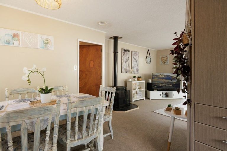 Photo of property in 1335b Papamoa Beach Road, Papamoa Beach, Papamoa, 3118