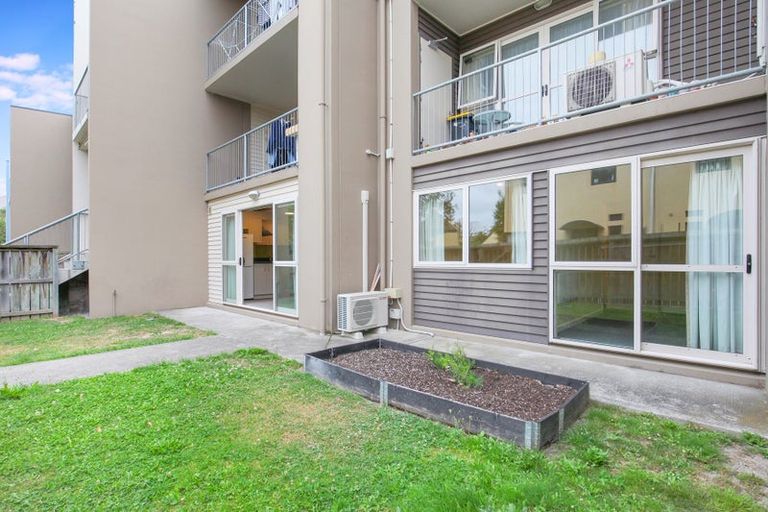 Photo of property in 4/30 Mathesons Road, Phillipstown, Christchurch, 8011