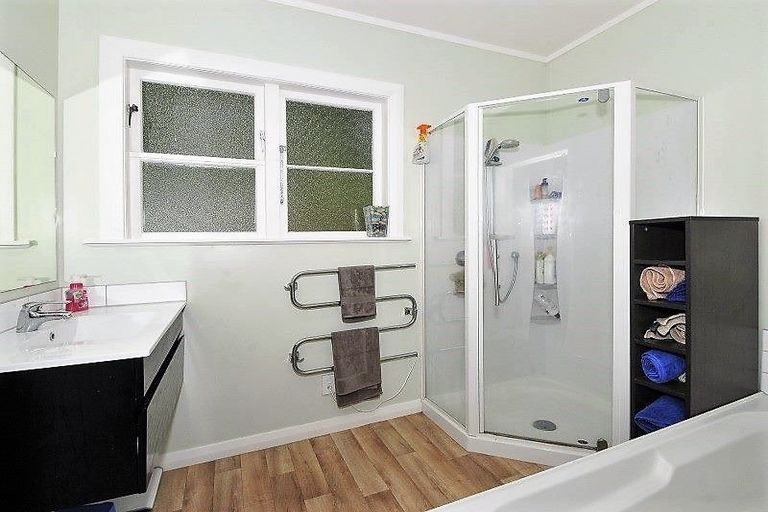 Photo of property in 241 Rata Street, Naenae, Lower Hutt, 5011