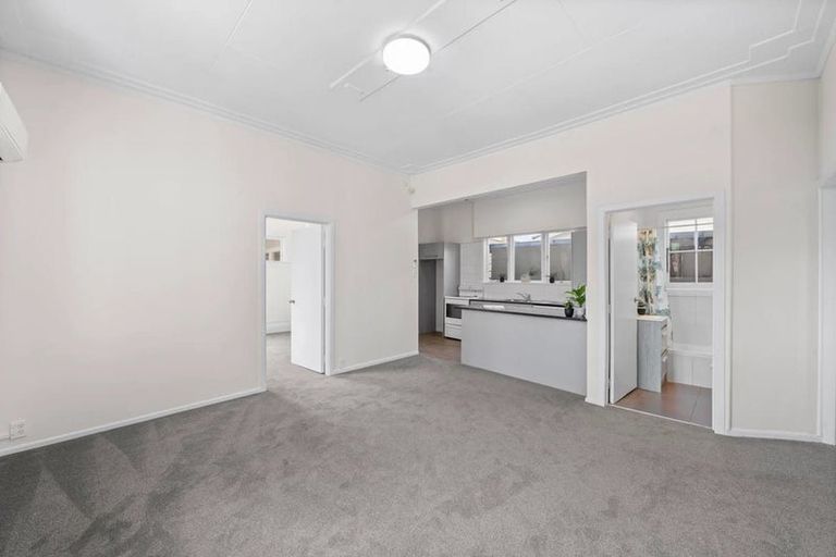 Photo of property in 1/1 Favona Road, Favona, Auckland, 2024