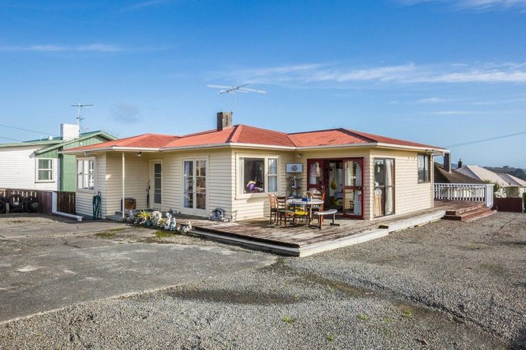 Photo of property in 79 Driver Crescent, Cannons Creek, Porirua, 5024