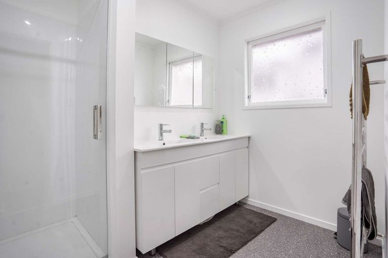 Photo of property in 72 Thompson Terrace, Manurewa, Auckland, 2102