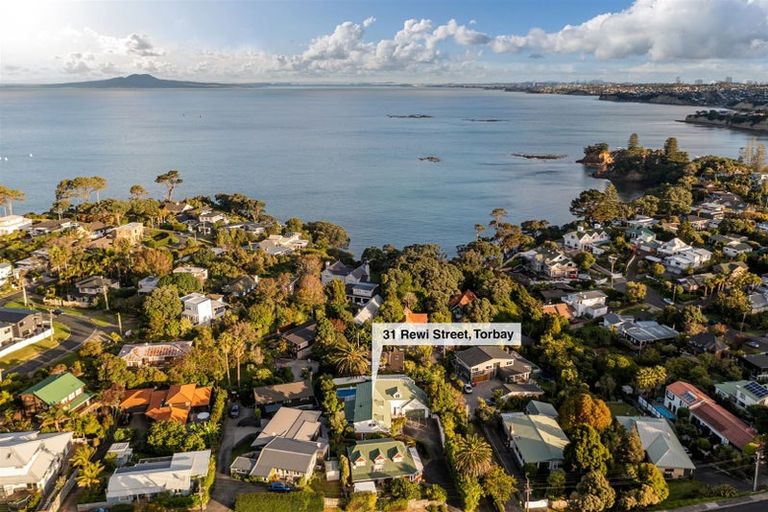 Photo of property in 31a Rewi Street, Torbay, Auckland, 0630