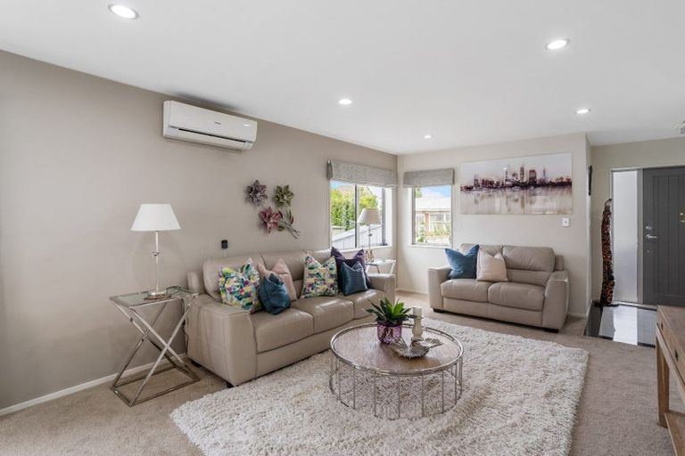 Photo of property in 126c Wellington Street, Howick, Auckland, 2014