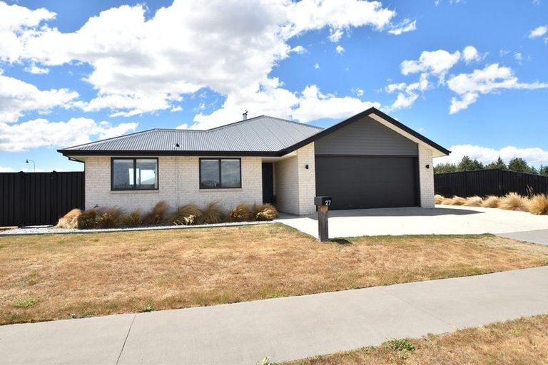 Photo of property in 27 Grandvue Drive, Twizel, 7901