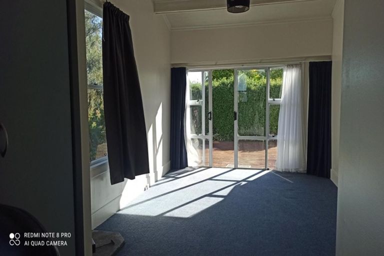Photo of property in 15 May Street, Waiwera South, Clinton, 9584