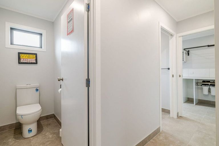 Photo of property in 71 Punga Street, Tangimoana, 4822