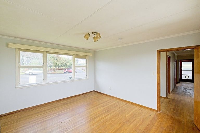 Photo of property in 303 High Street, Eltham, 4322