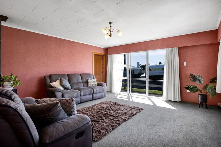 Photo of property in 5 Ranfurly Street, Frankleigh Park, New Plymouth, 4310