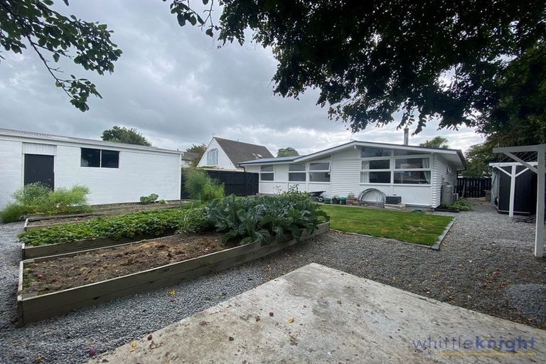 Photo of property in 27 Wayside Avenue, Burnside, Christchurch, 8053