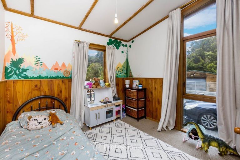 Photo of property in 2150 Akatarawa Road, Akatarawa Valley, Upper Hutt, 5372