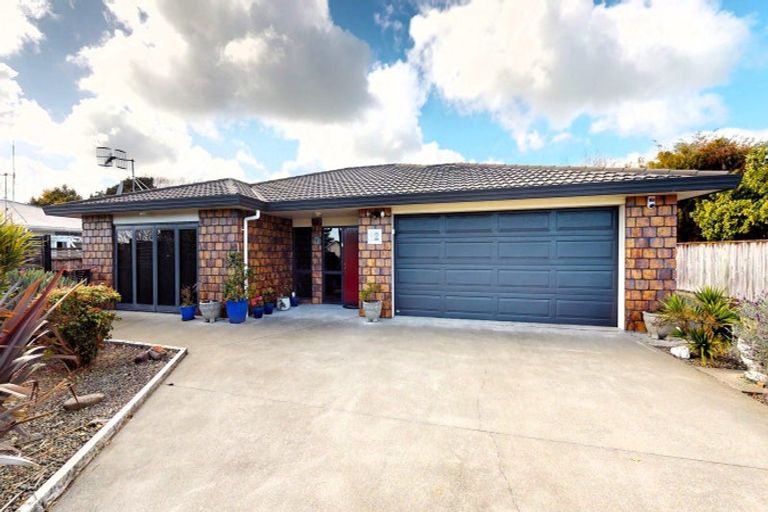 Photo of property in 112 Weraroa Road, Levin, 5510