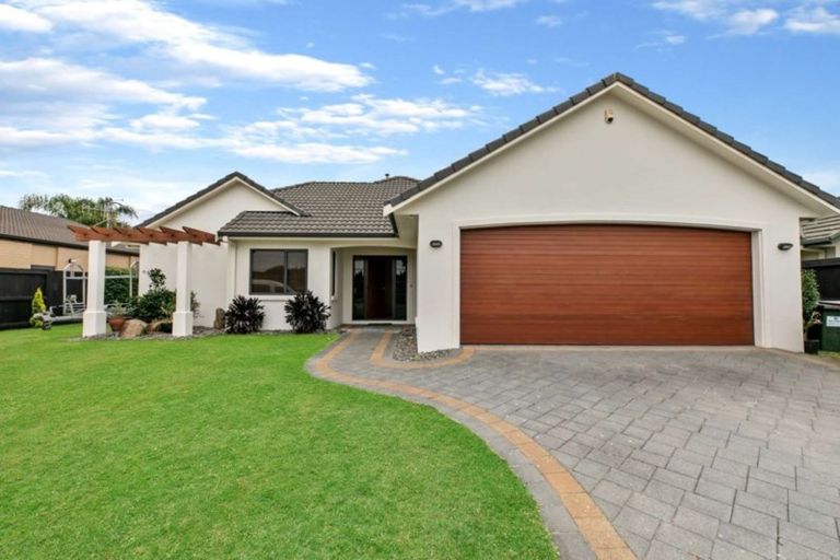 Photo of property in 82 Beachwater Drive, Papamoa Beach, Papamoa, 3118