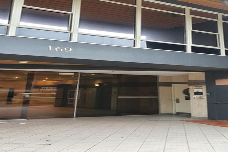 Photo of property in Viccentral, 169 The Terrace, Wellington Central, Wellington, 6011