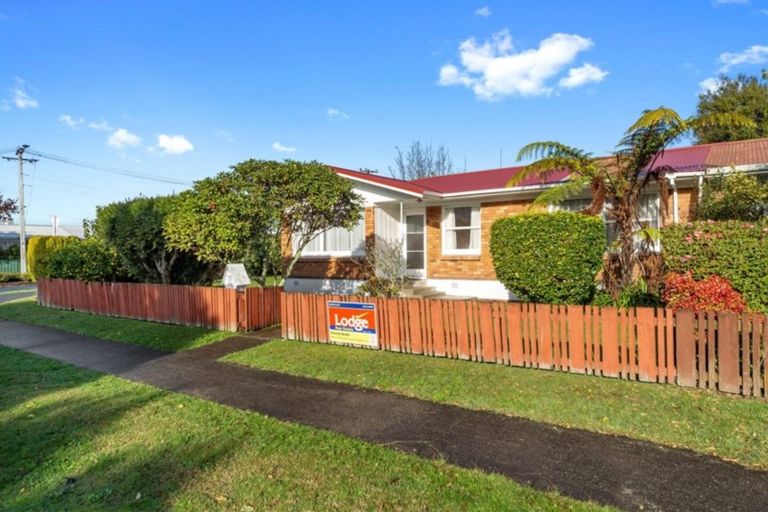 Photo of property in 14 Alderson Road, Fairview Downs, Hamilton, 3214