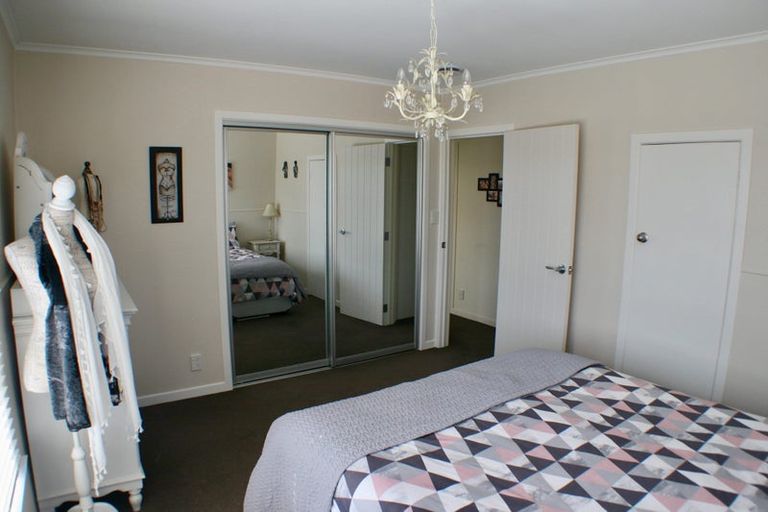 Photo of property in 1/18 Francis Street, Hauraki, Auckland, 0622