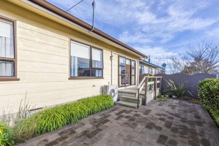Photo of property in 2/16 Wellington Road, Waipukurau, 4200