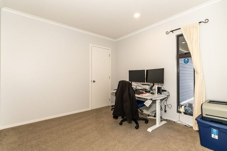 Photo of property in 50 Cairns Crescent, Rototuna, Hamilton, 3210