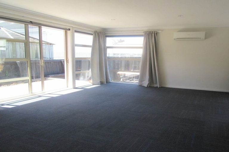 Photo of property in 257 Riccarton Road, Upper Riccarton, Christchurch, 8041
